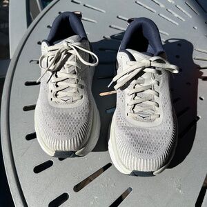 Hoka Bondi 7 size 8D